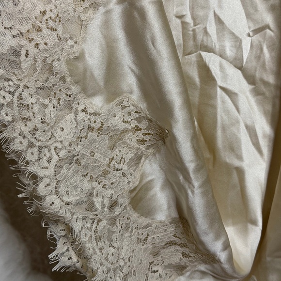 Reformation Carolina Silk Skirt Cream - Picture 4 of 9